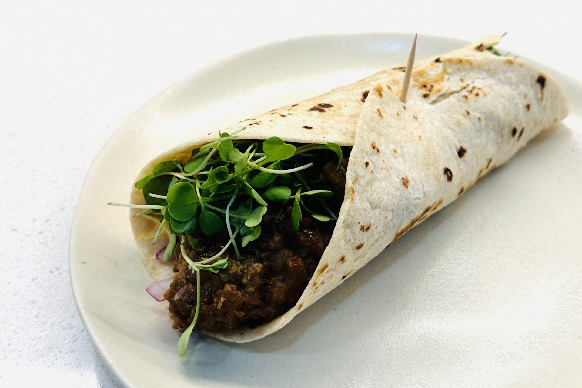 Mahbob Vegan Veganuary Recipe: Vegan kebabs with shallots, cumin, and fresh coriander