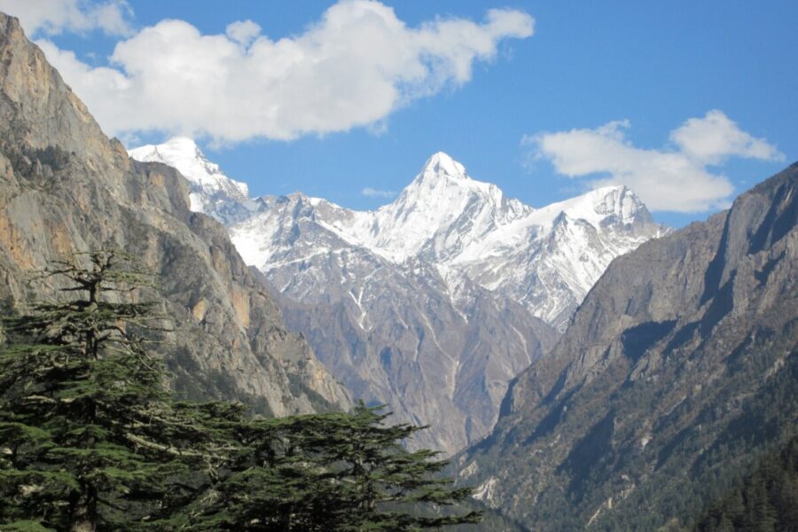 himalaya near gangotri image
